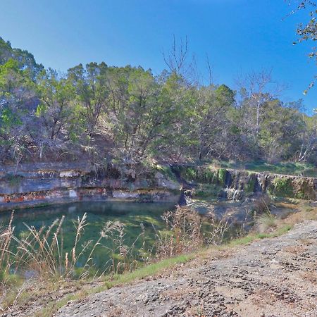 Falls Log Home Wimberley Exteriör bild
